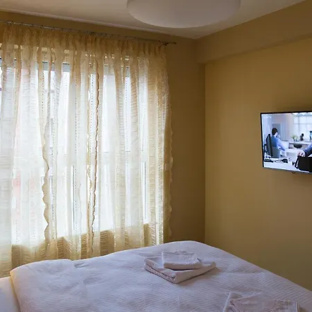 Ada Homes B12